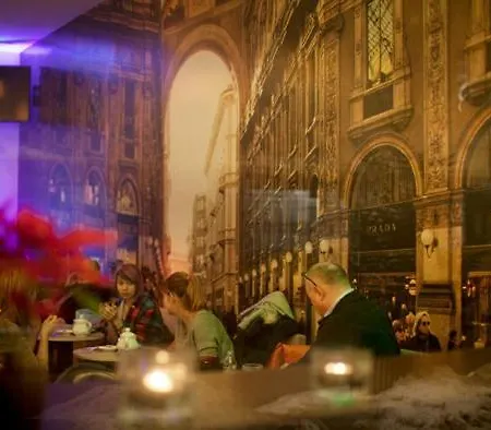 公寓 Art Dreams Chmielna 5 *