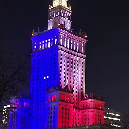 Art Dreams Chmielna 5 公寓 *